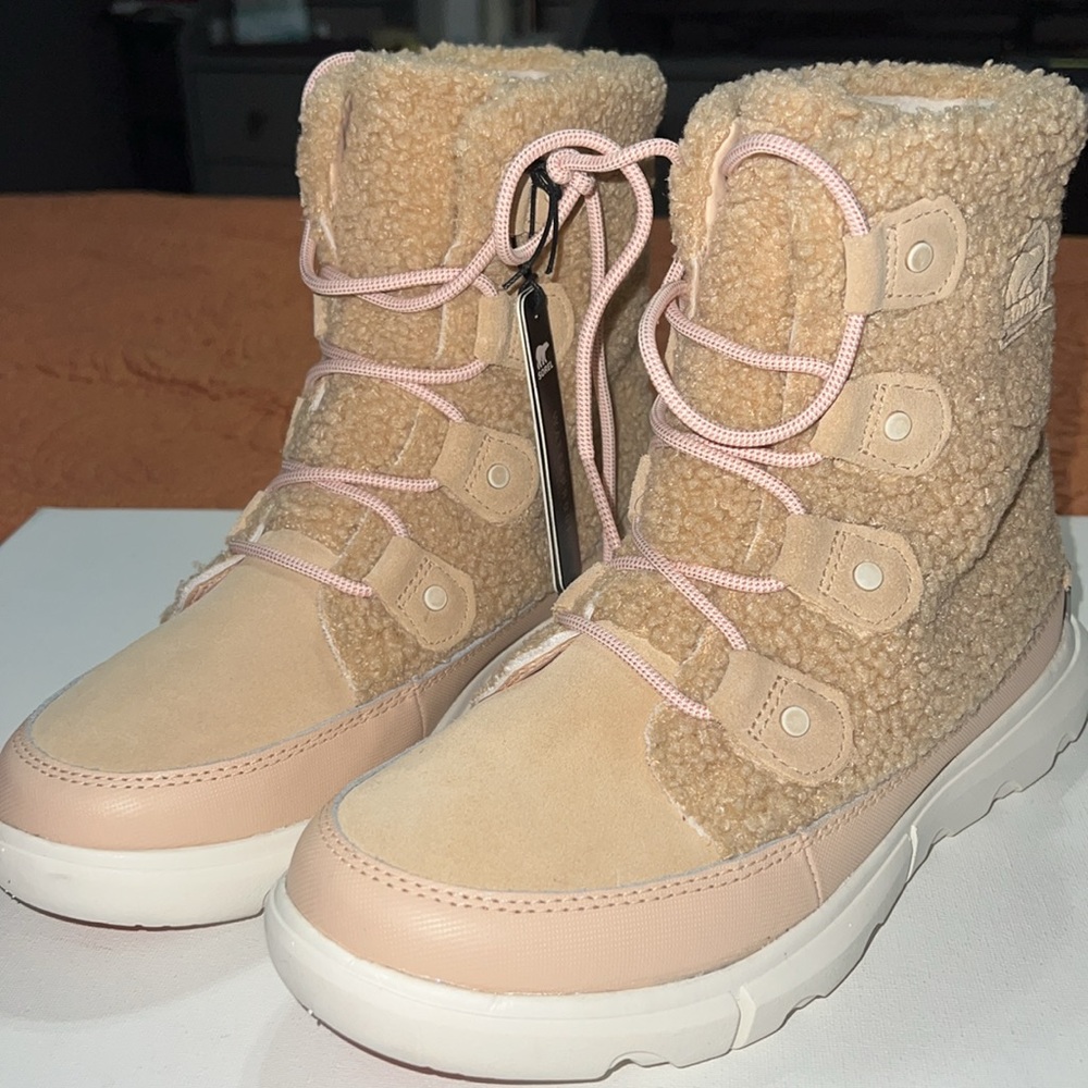Sorel Explorer II Joan Cozy (Women) - Nova Sand/Sea Salt